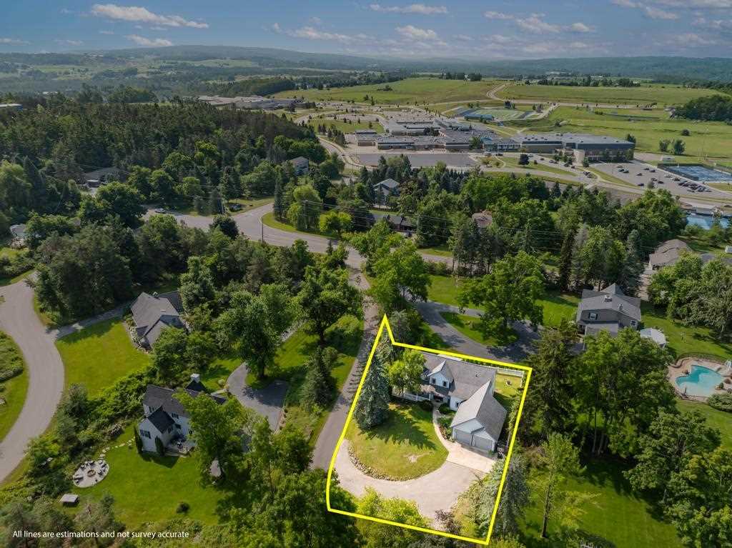 311 Foxwood Lane Petoskey MI 49770