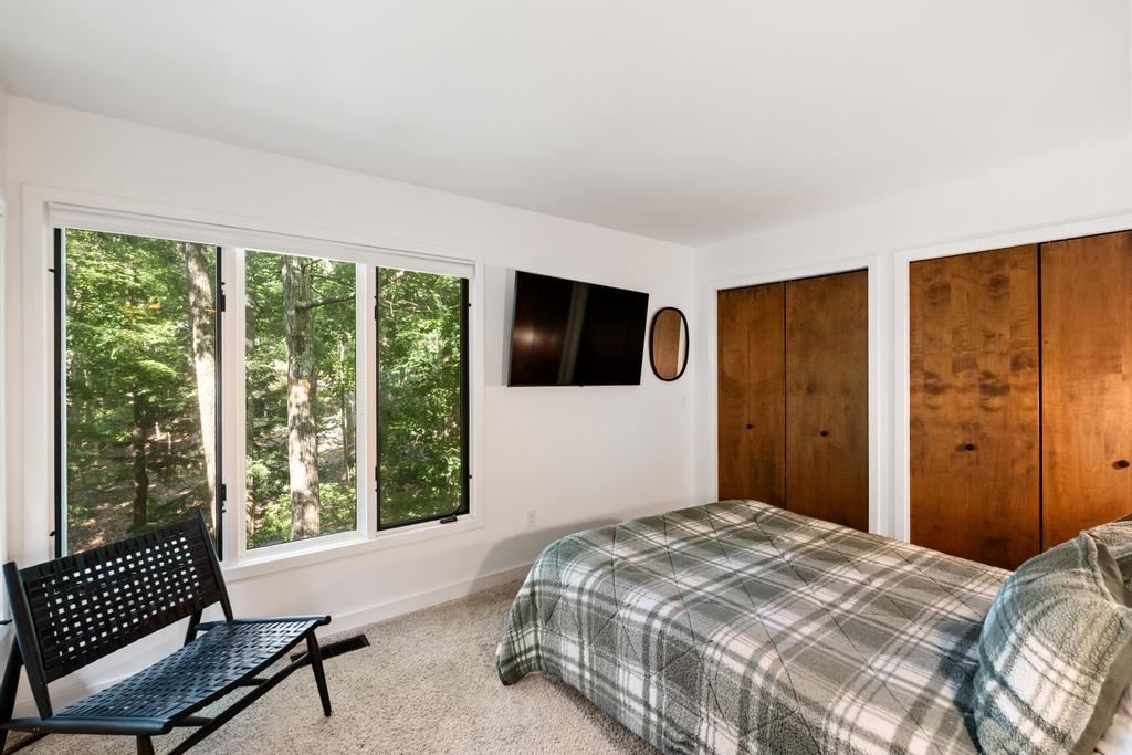 1452 Timber Pass Harbor Springs MI 49740