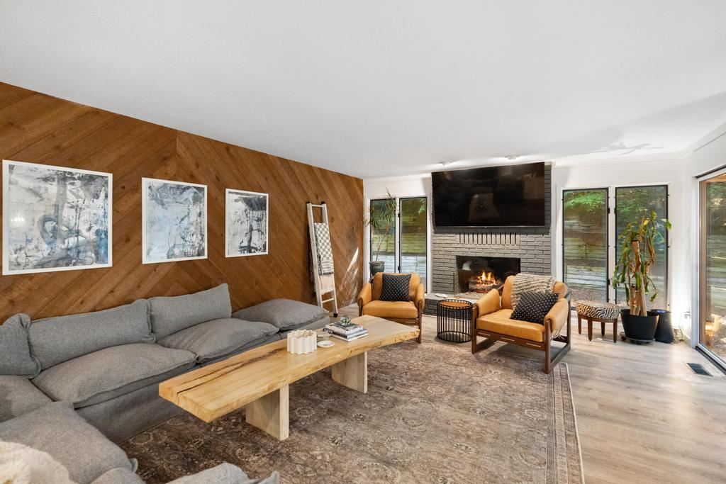 1452 Timber Pass Harbor Springs MI 49740