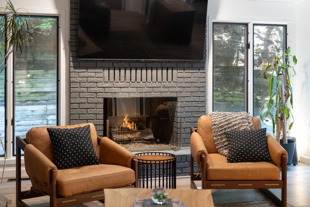 1452 Timber Pass Harbor Springs MI 49740