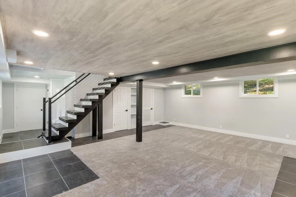 8111 Hedrick Road Harbor Springs MI 49740