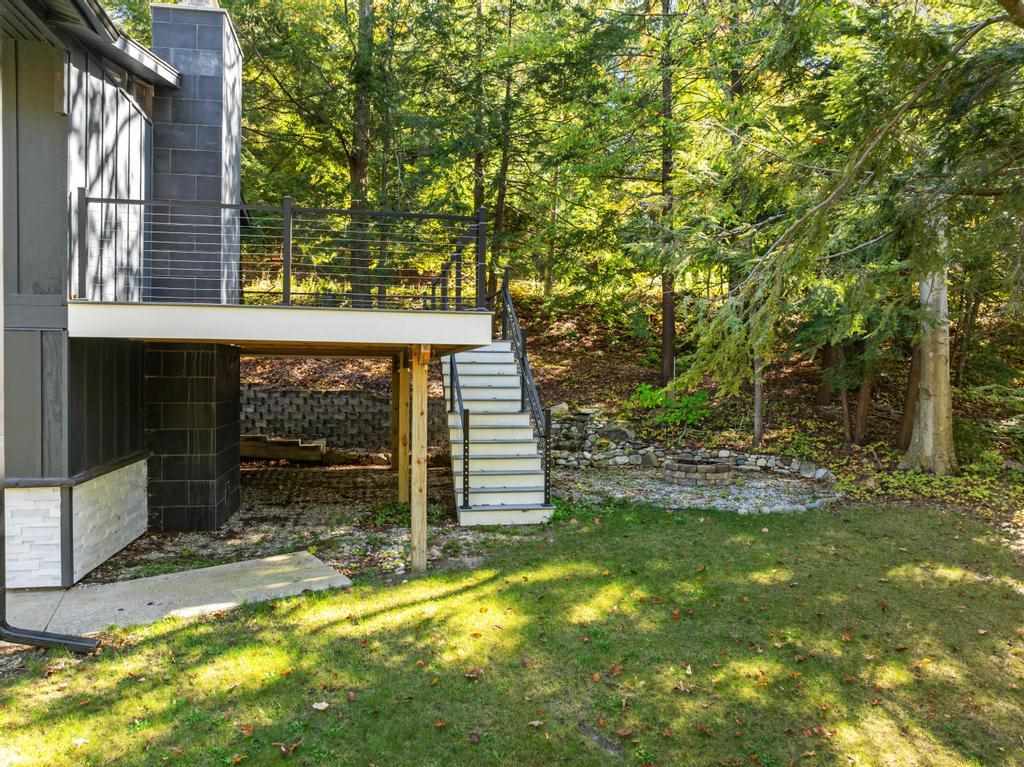 8111 Hedrick Road Harbor Springs MI 49740