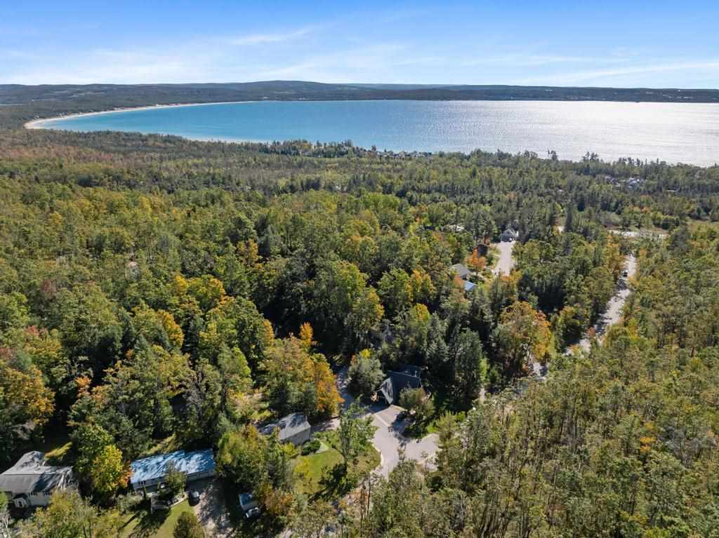 8111 Hedrick Road Harbor Springs MI 49740