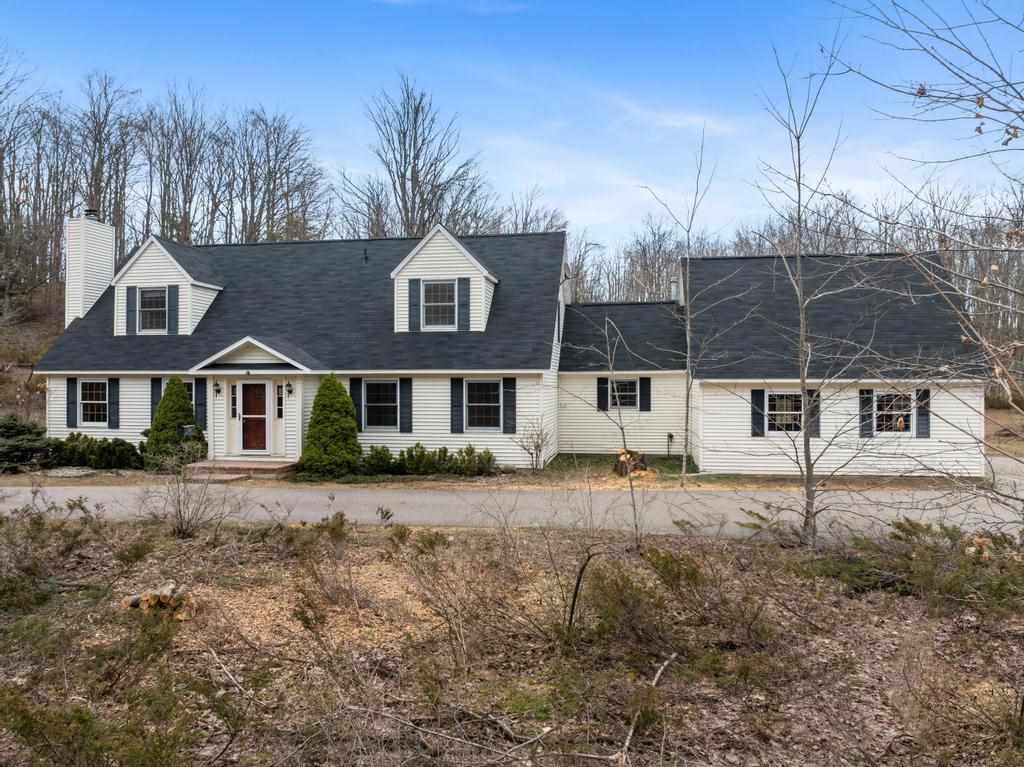 6189 Hoyt Road Harbor Springs MI 49770