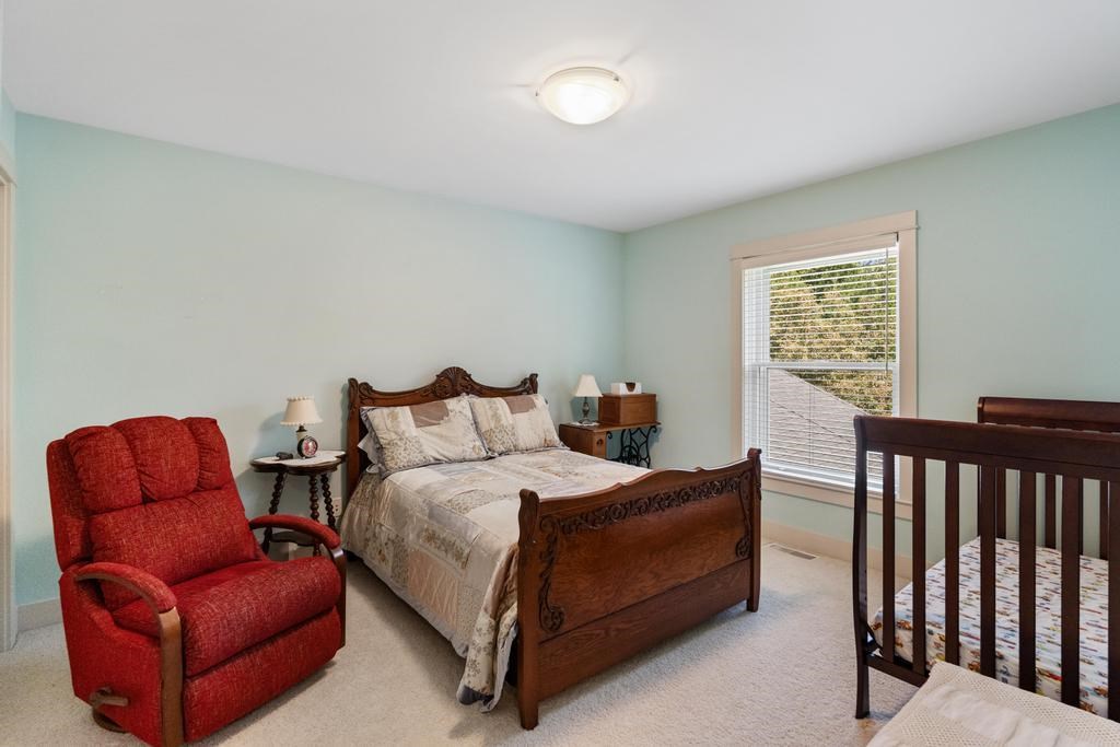 11705 N Stonebridge Charlevoix MI 49720