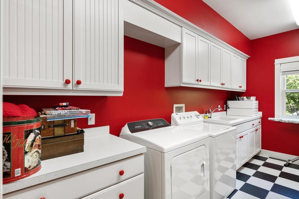 11705 N Stonebridge Charlevoix MI 49720