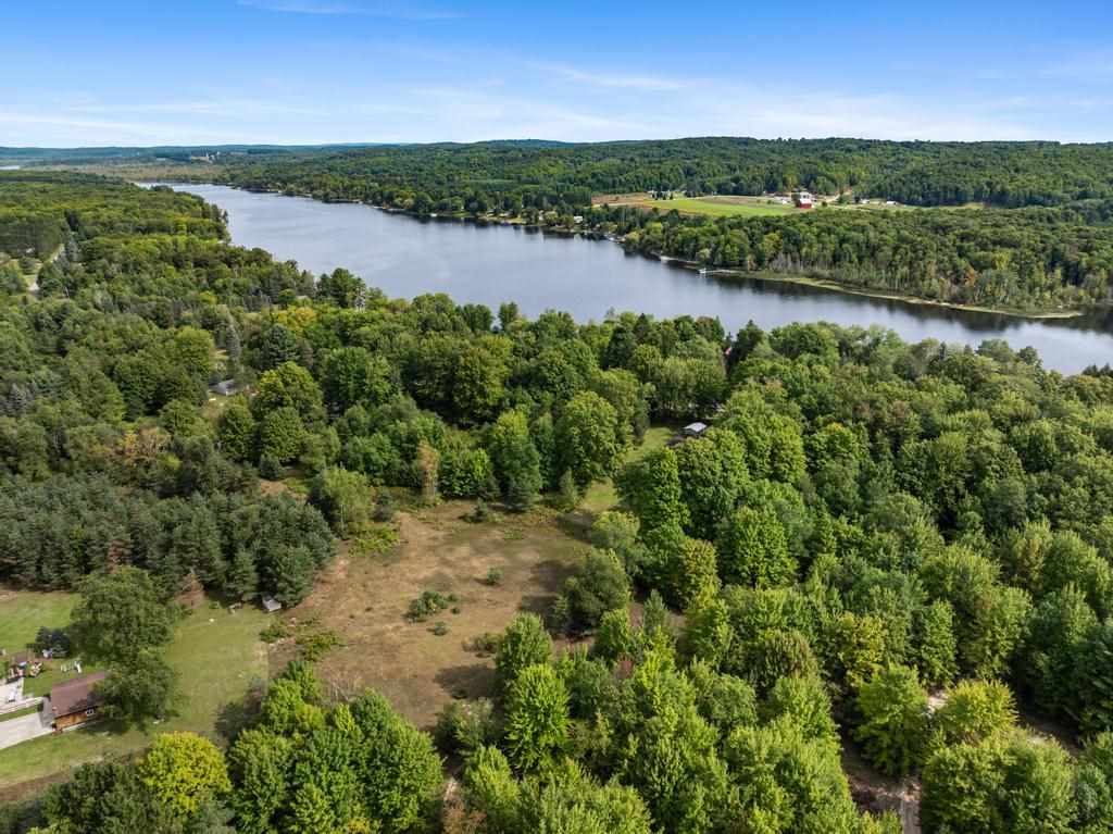5297 Six Mile Lake Road East Jordan MI 49727