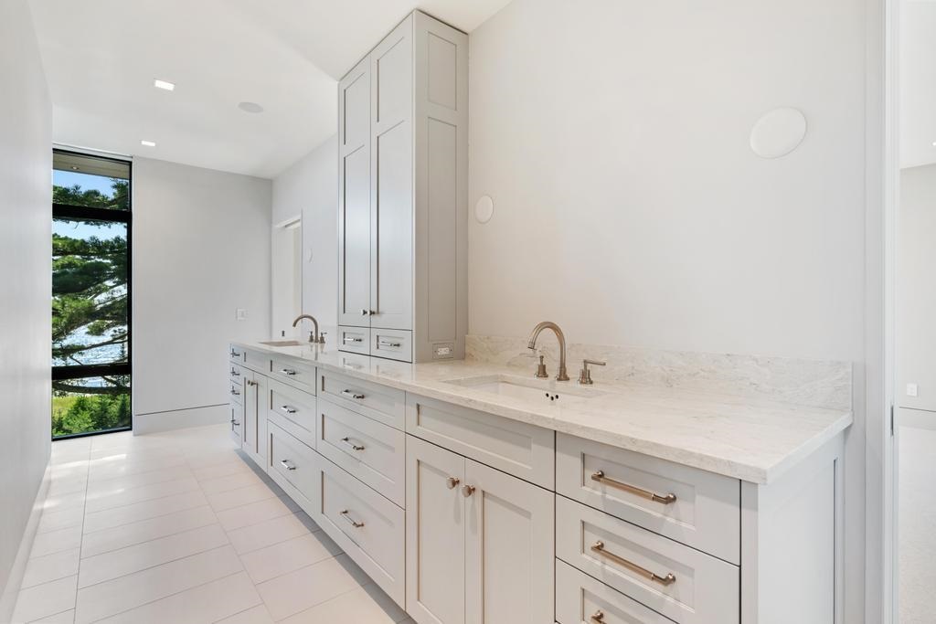 3087 Forrest Avenue Harbor Springs MI 49740