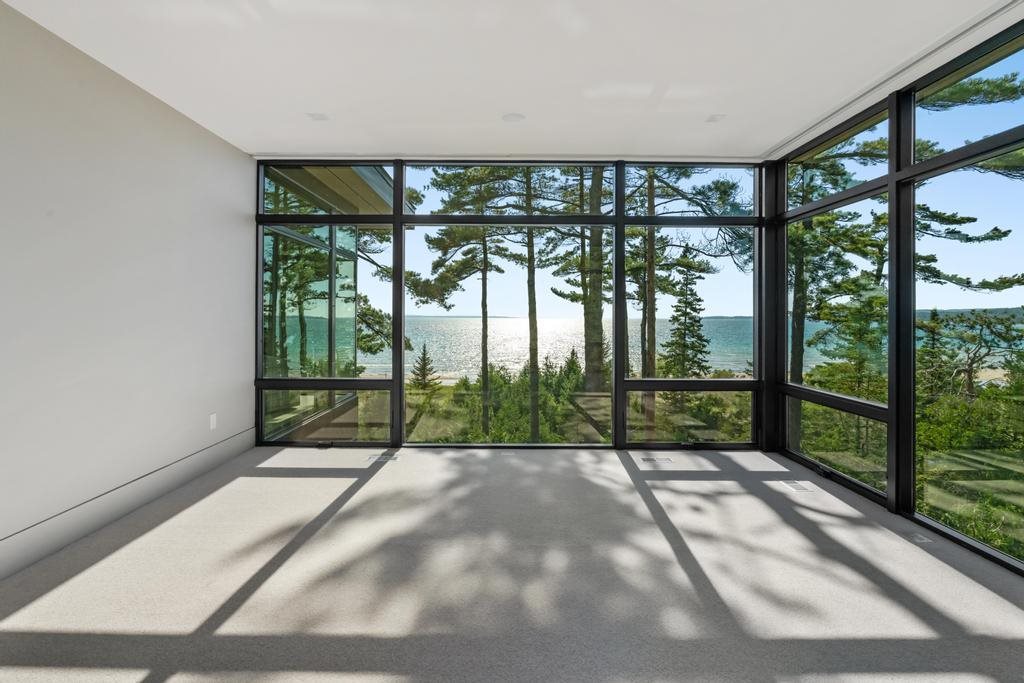 3087 Forrest Avenue Harbor Springs MI 49740