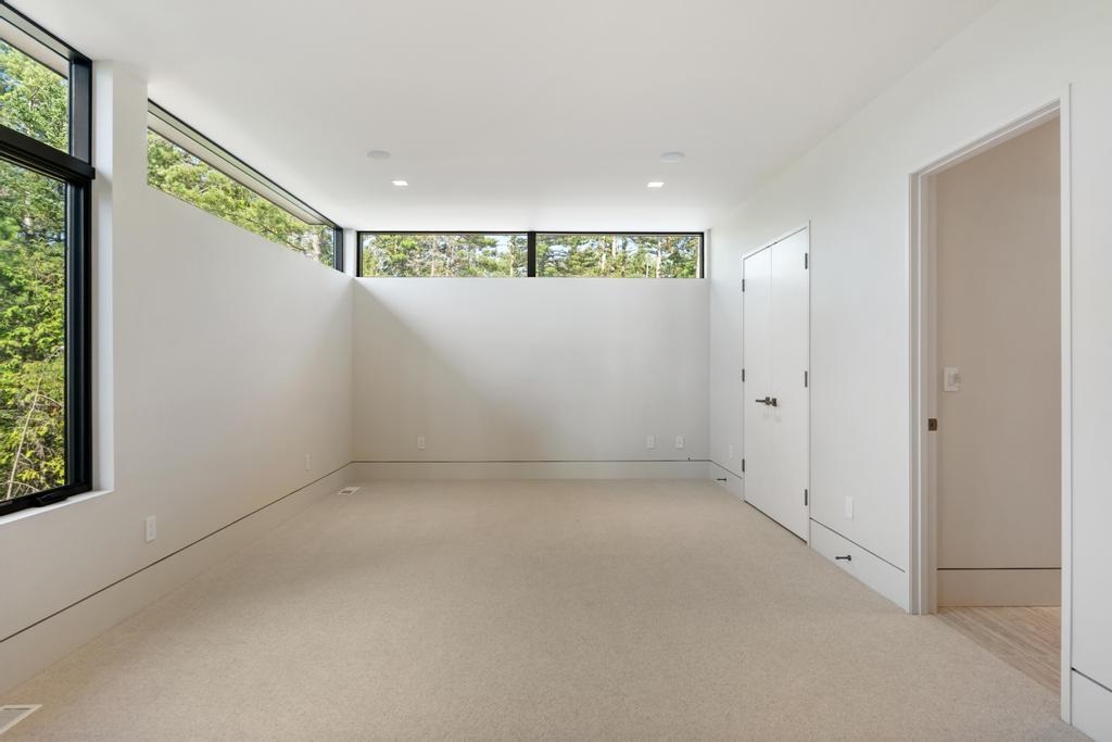 3087 Forrest Avenue Harbor Springs MI 49740