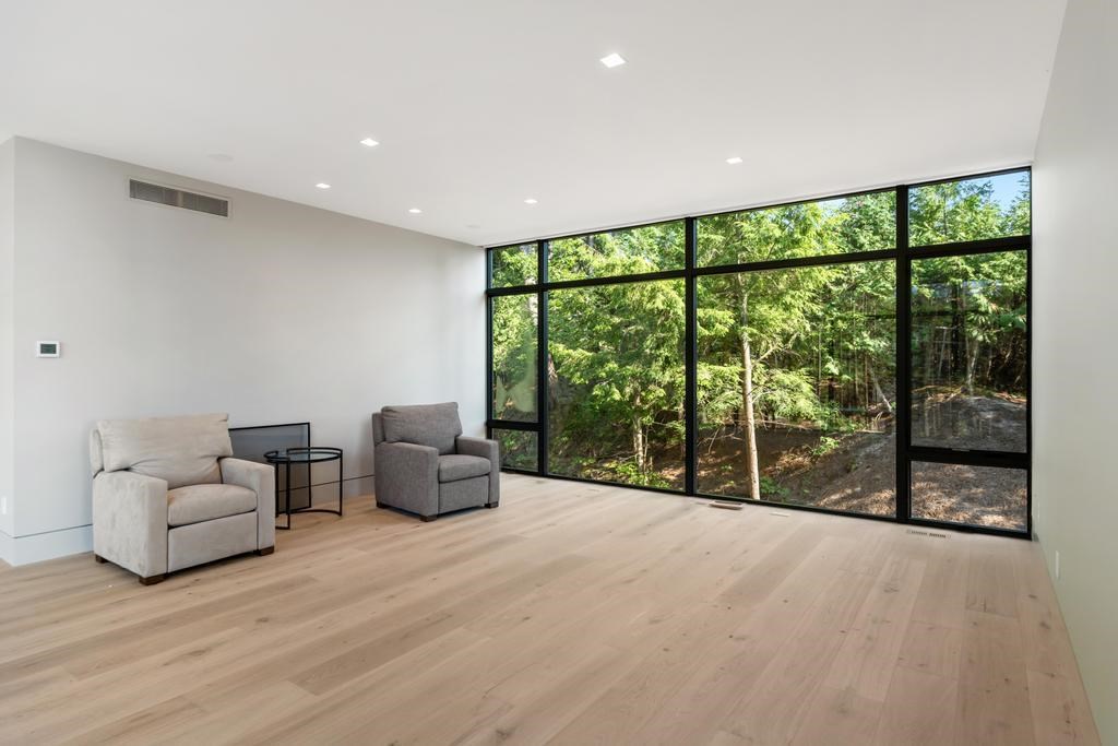 3087 Forrest Avenue Harbor Springs MI 49740