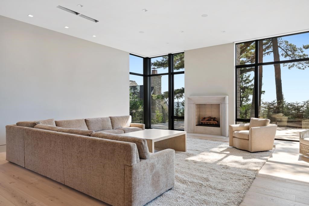 3087 Forrest Avenue Harbor Springs MI 49740