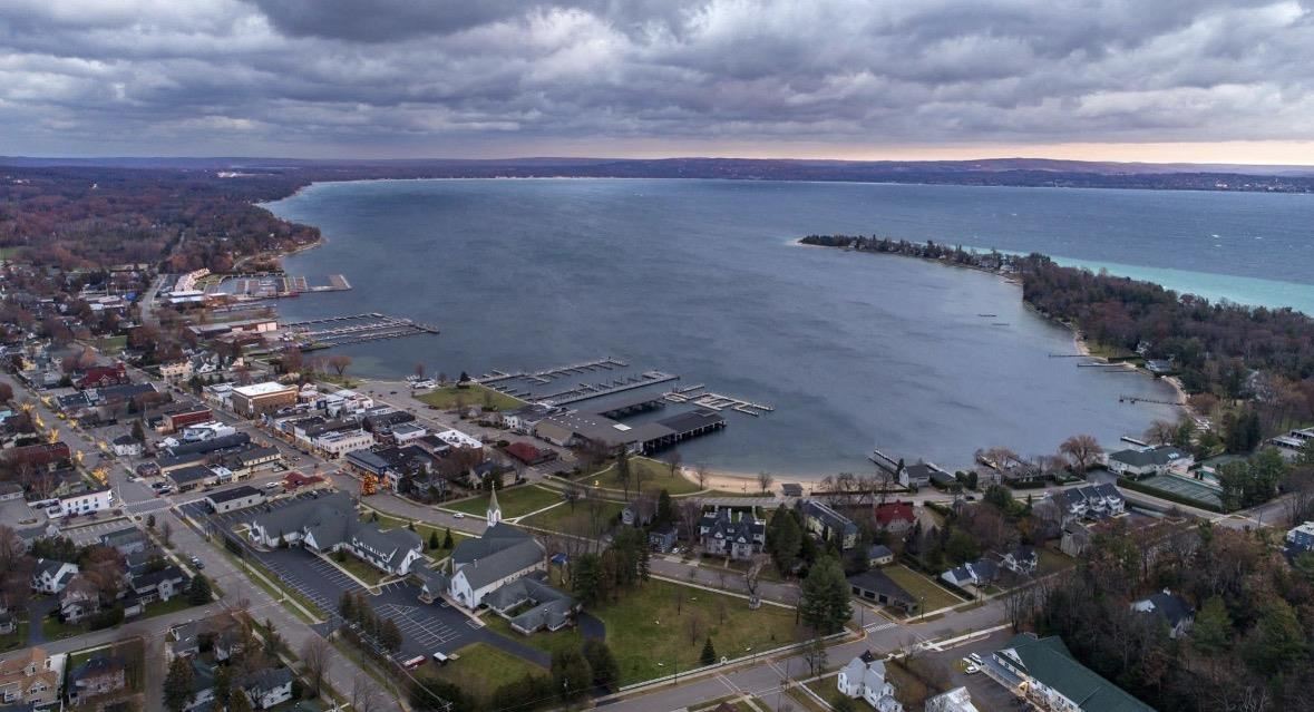 3087 Forrest Avenue Harbor Springs MI 49740