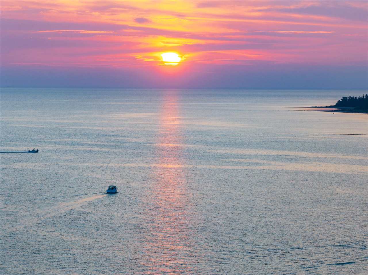 3087 Forrest Avenue Harbor Springs MI 49740