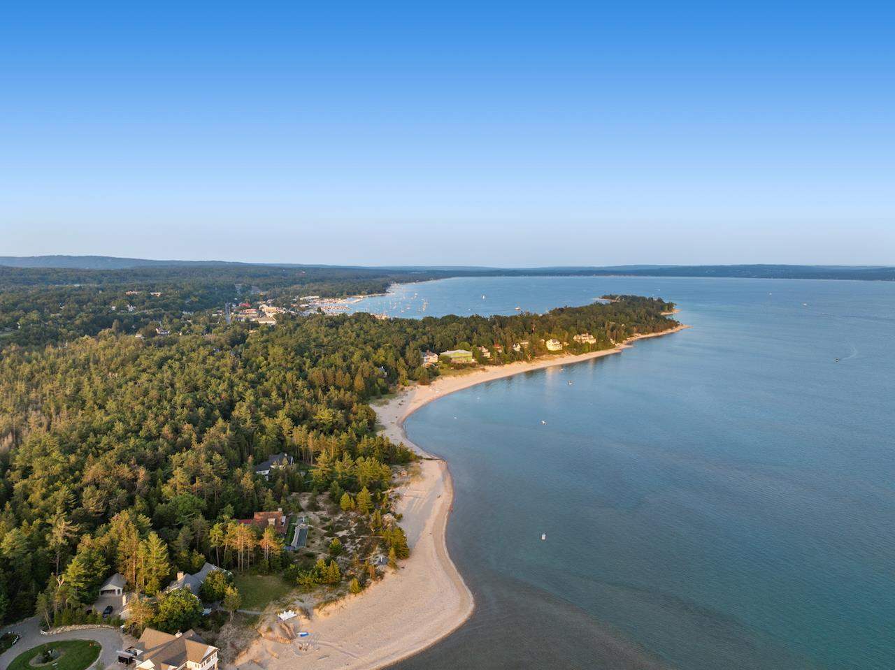 3087 Forrest Avenue Harbor Springs MI 49740