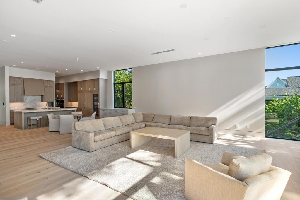 3087 Forrest Avenue Harbor Springs MI 49740