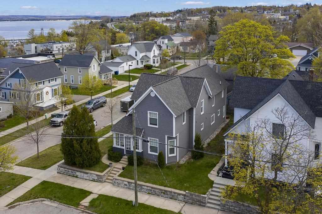 415 Liberty Street Petoskey MI 49770