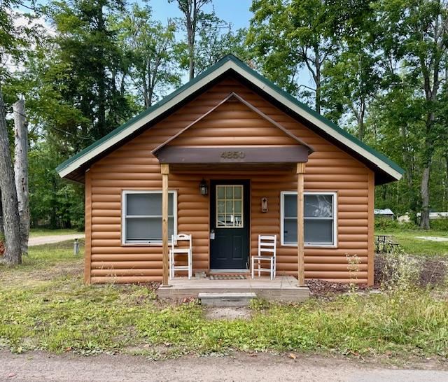 4850 Beechwood Avenue Gaylord MI 49735