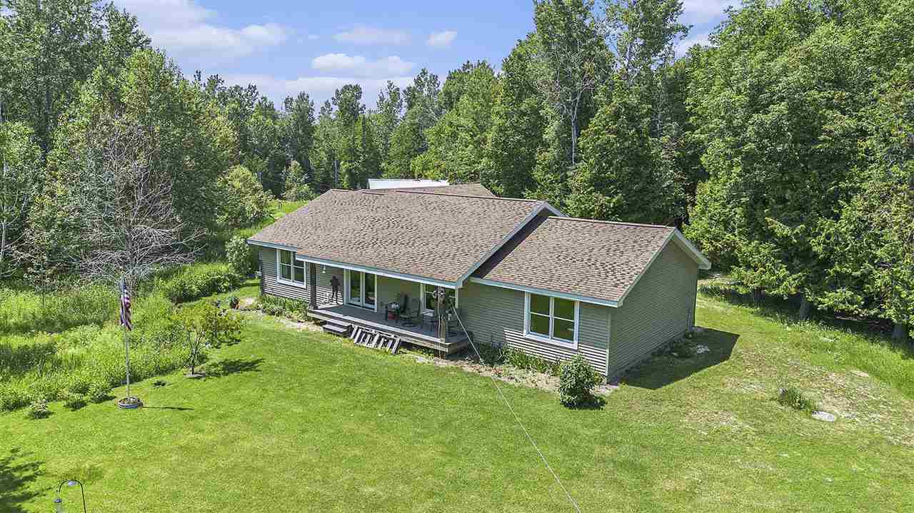 4010 Lake Shore Charlevoix MI 49720