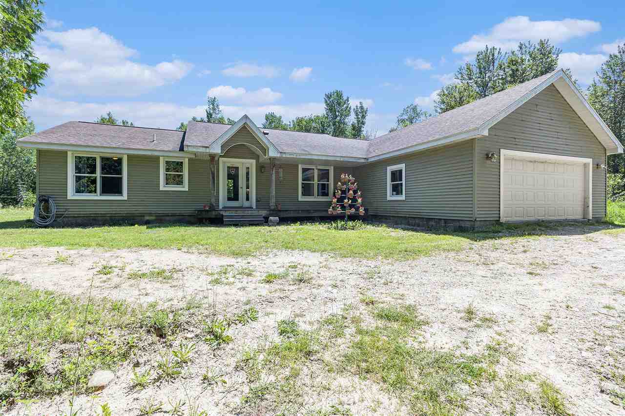 4010 Lake Shore Charlevoix MI 49720