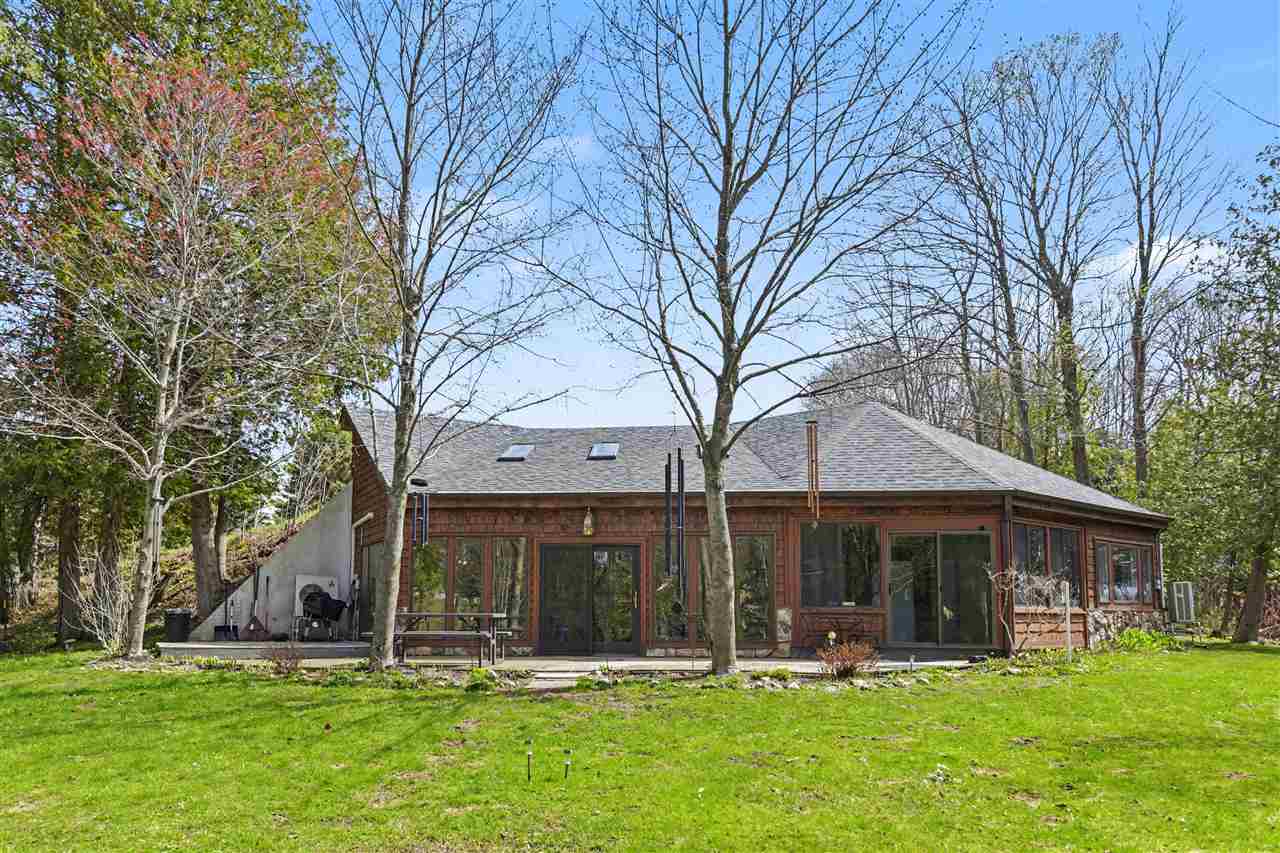 4230 S Us 31 Charlevoix MI 49720