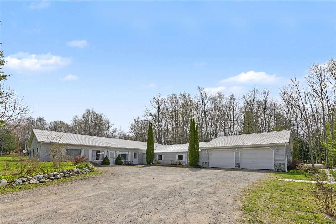4230 S Us 31 Charlevoix MI 49720