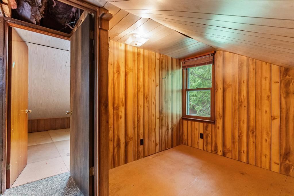 9225 Village Road East Jordan MI 49727