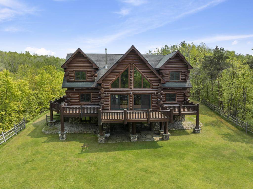 796 Bellmer Road Petoskey MI 49770