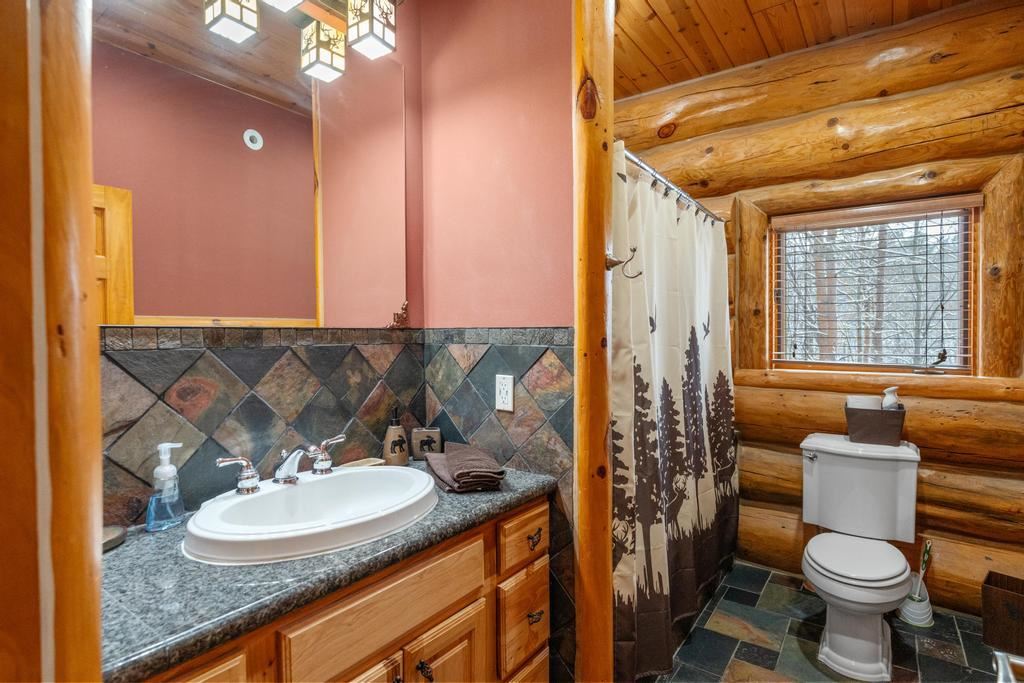 796 Bellmer Road Petoskey MI 49770