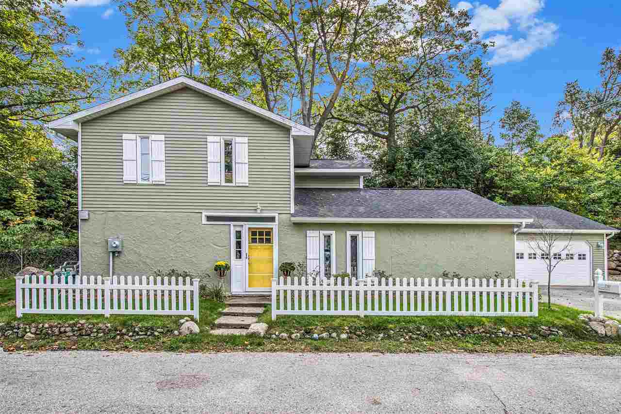 230 Newman Charlevoix MI 49720