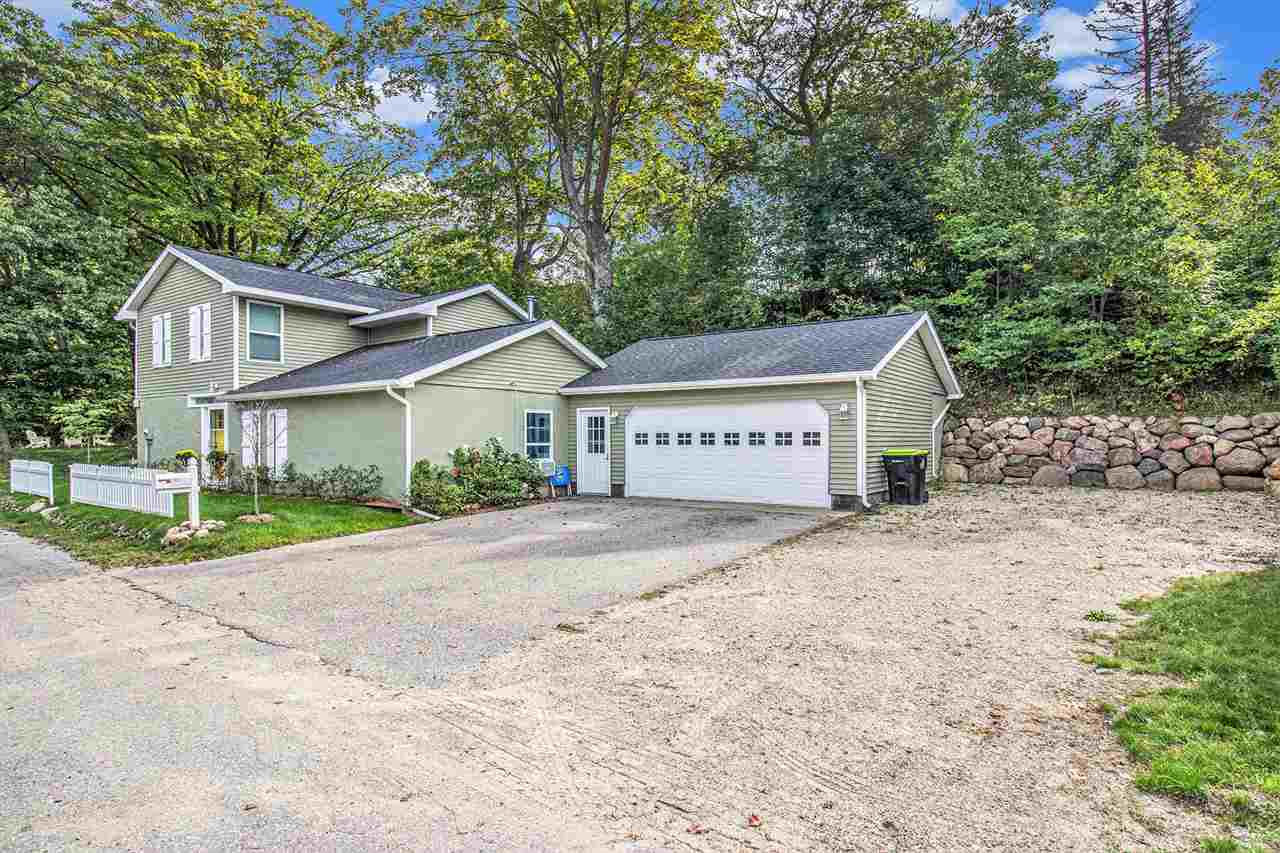 230 Newman Charlevoix MI 49720