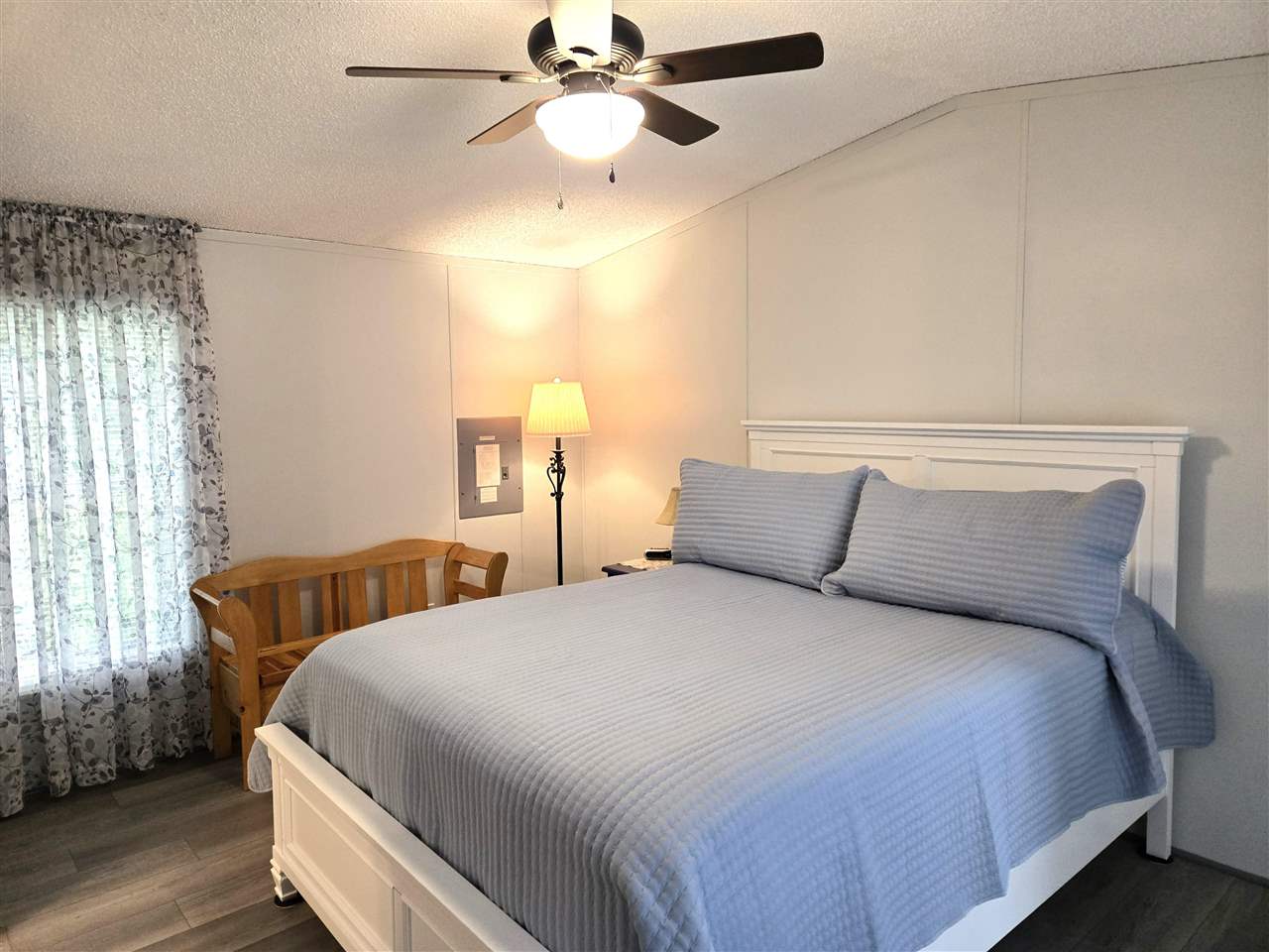 7245-77 Upper Kelsey Charlevoix MI 49720