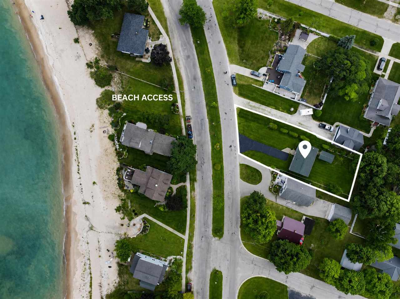 407 N Huron Avenue Mackinaw City MI 49701