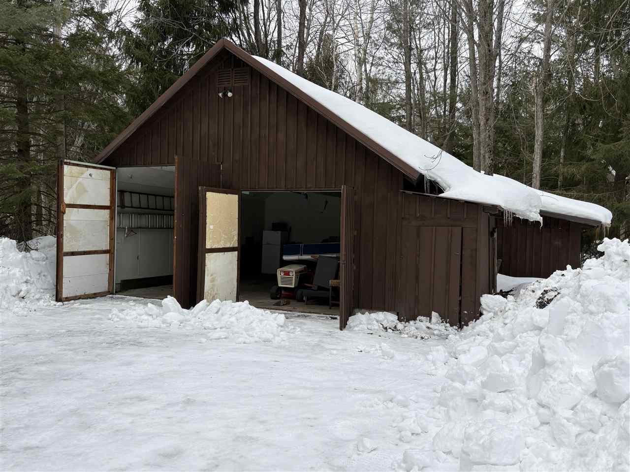 7125 Clinton Avenue Carp Lake MI 49718