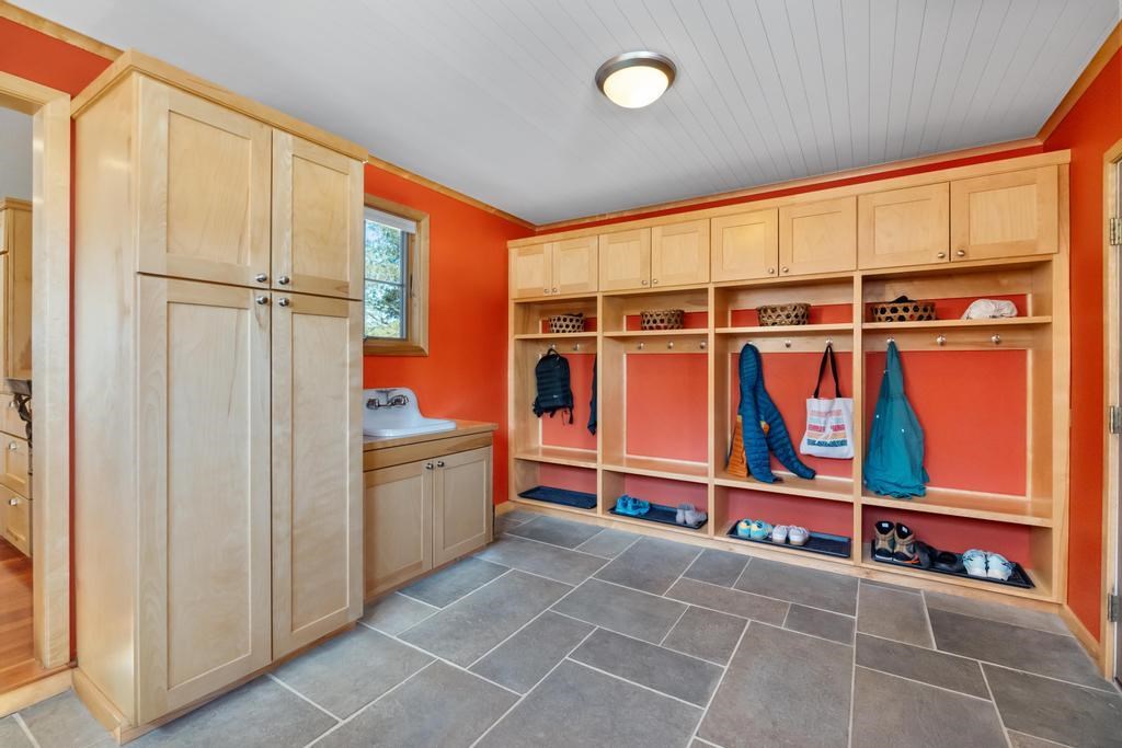7083 Rolling Meadow Trail Harbor Springs MI 49740