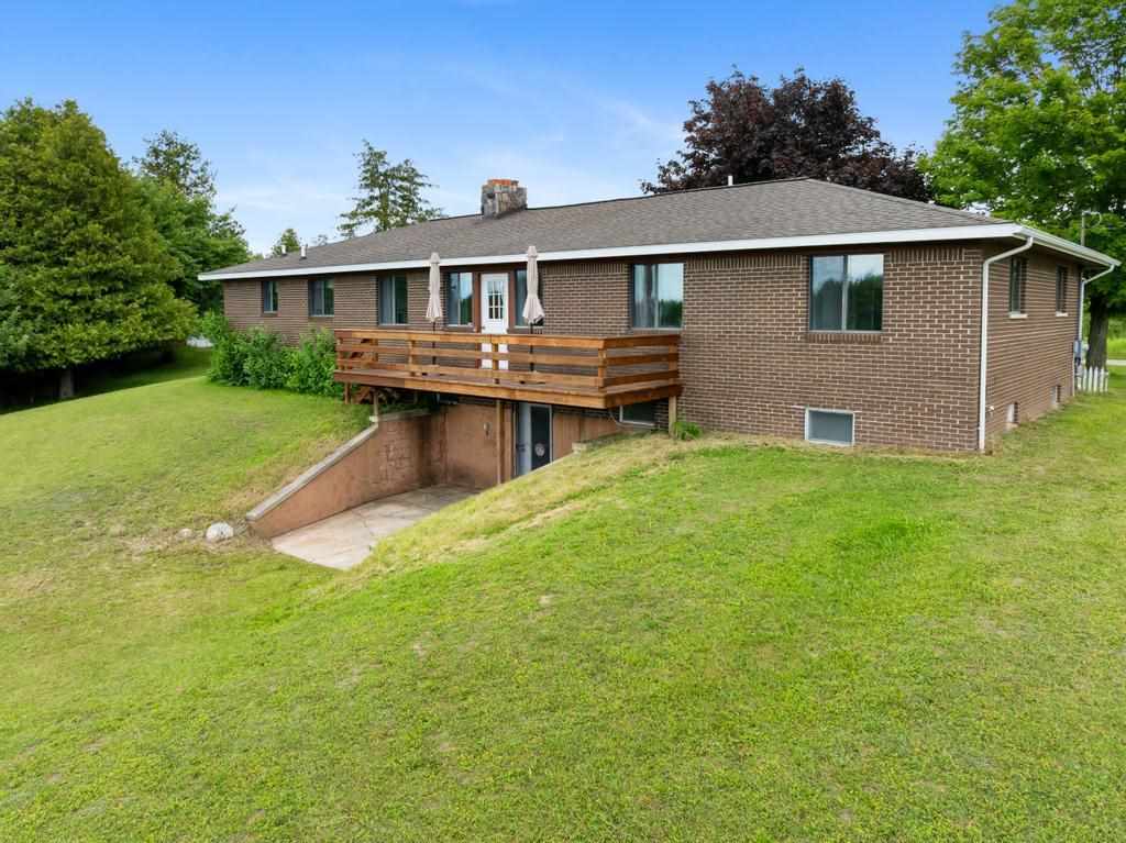 19553 Richardson Road Charlevoix MI 49720