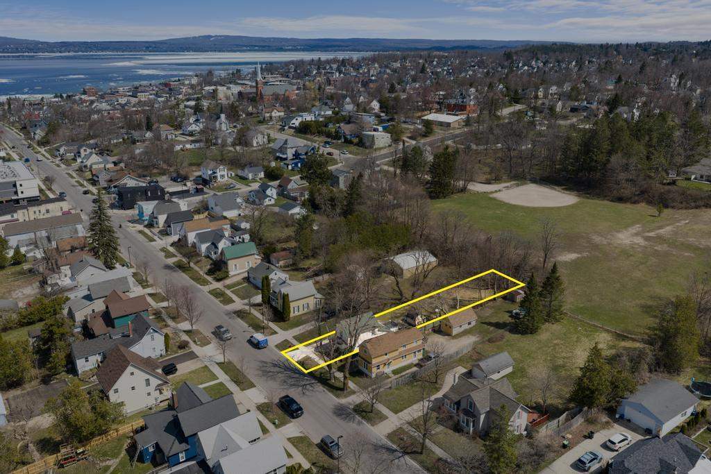 1035 Emmet Street Petoskey MI 49770