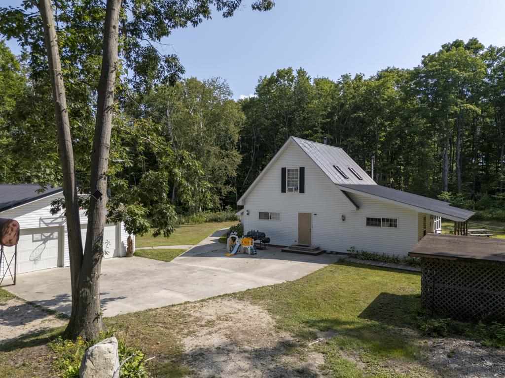 31094 Fox Lake Road Beaver Island MI 49782