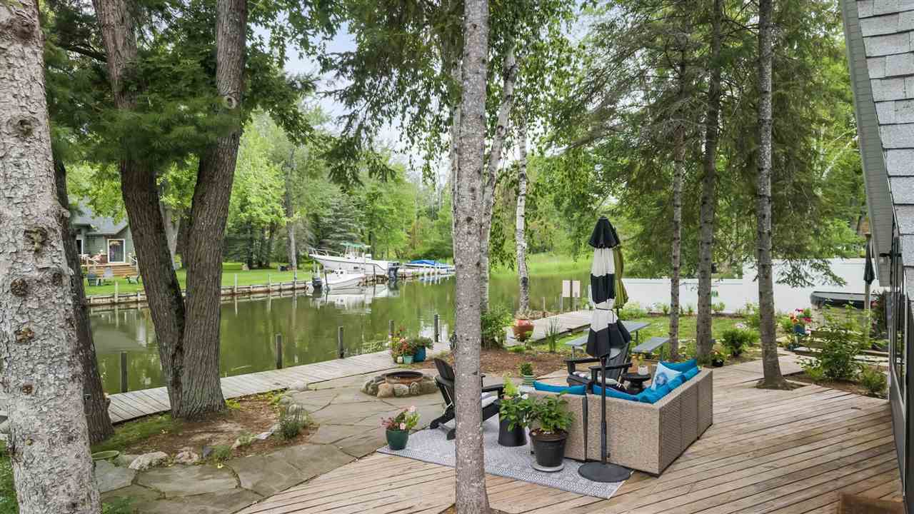 8448 Devils Elbow Drive Brutus MI 49716