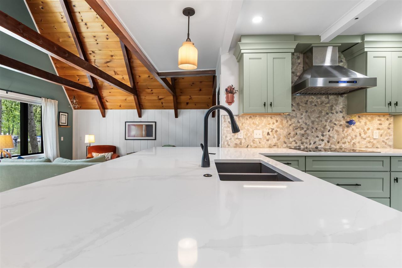 8448 Devils Elbow Drive Brutus MI 49716
