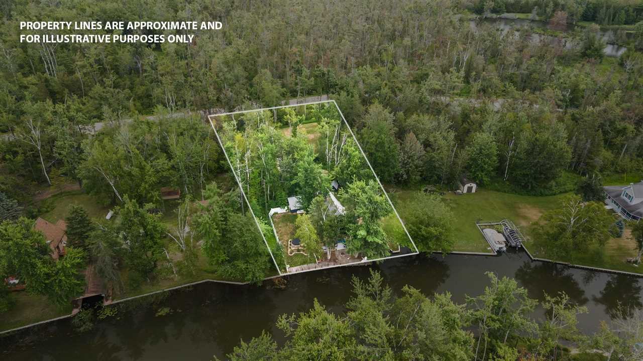 8448 Devils Elbow Drive Brutus MI 49716