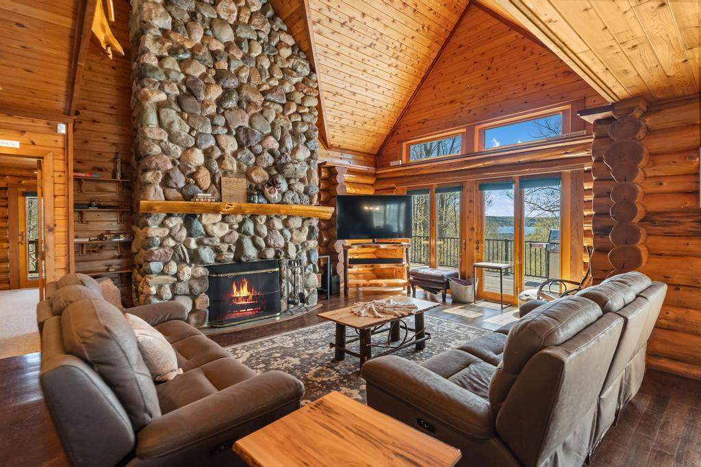 2050 Timber Ridge Trail Boyne City MI 49712