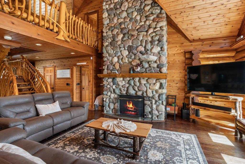 2050 Timber Ridge Trail Boyne City MI 49712