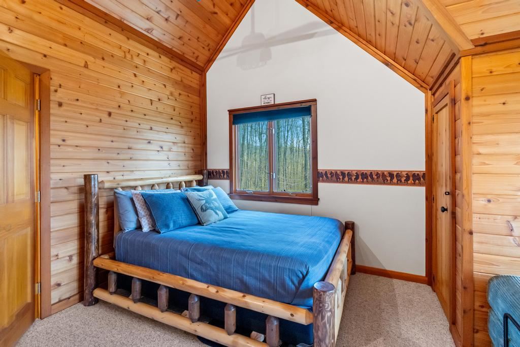 2050 Timber Ridge Trail Boyne City MI 49712