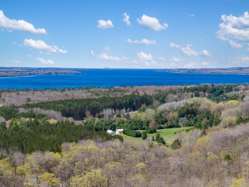 2050 Timber Ridge Trail Boyne City MI 49712