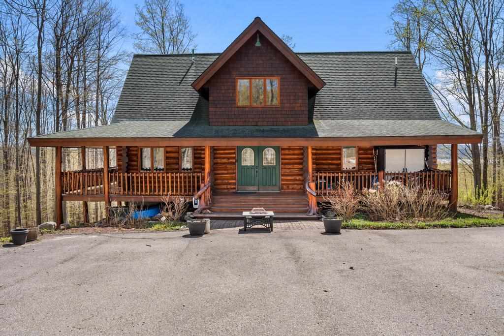 2050 Timber Ridge Trail Boyne City MI 49712