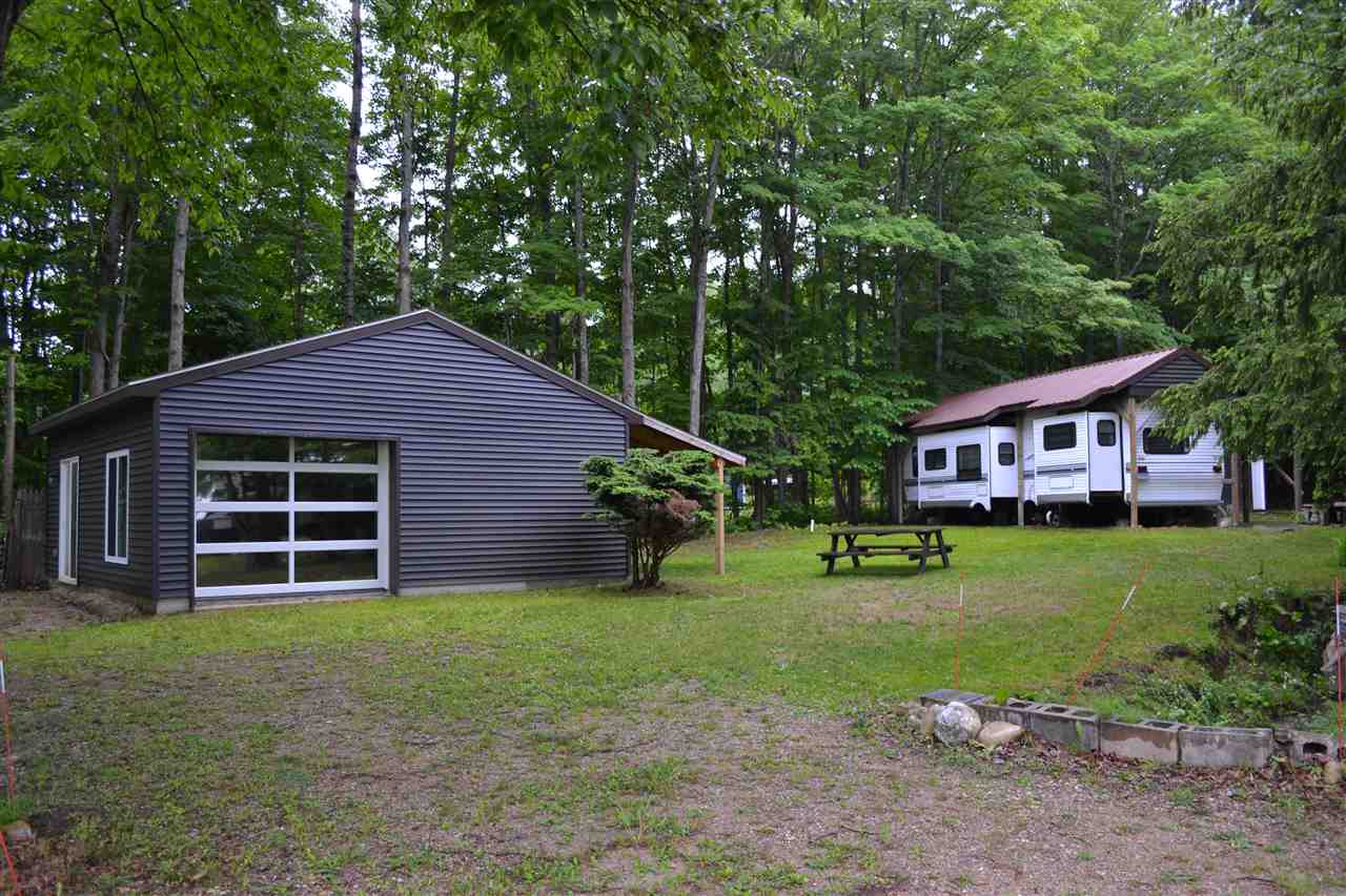 5685 Six Mile Lake Road East Jordan MI 49727