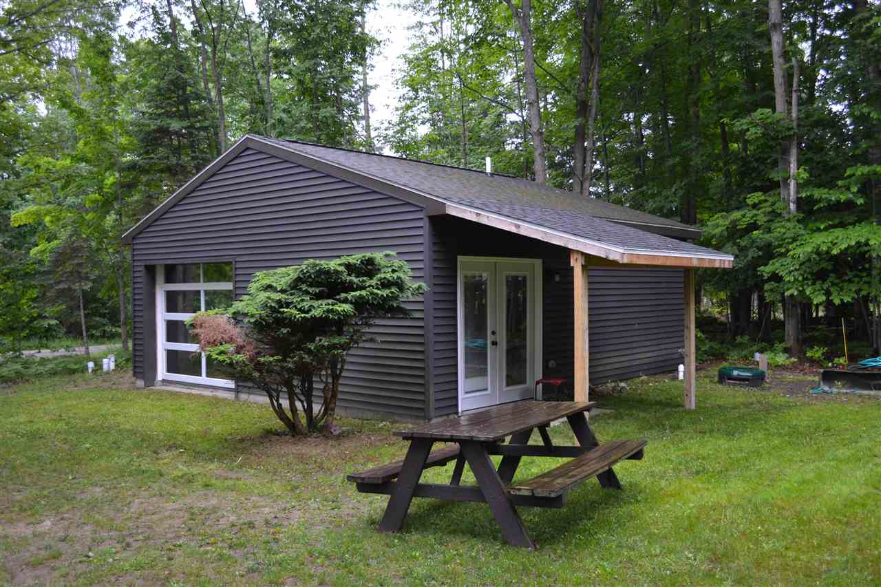 5685 Six Mile Lake Road East Jordan MI 49727