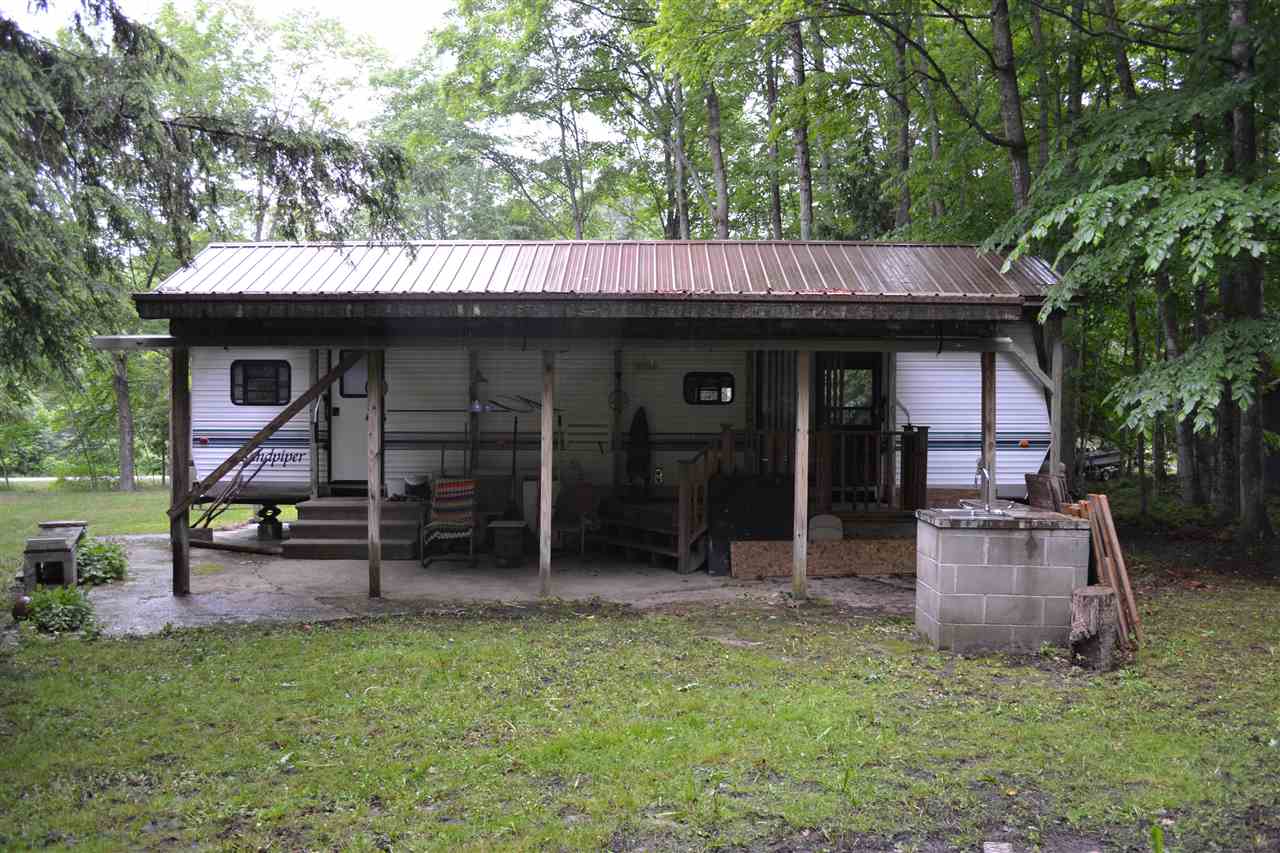 5685 Six Mile Lake Road East Jordan MI 49727