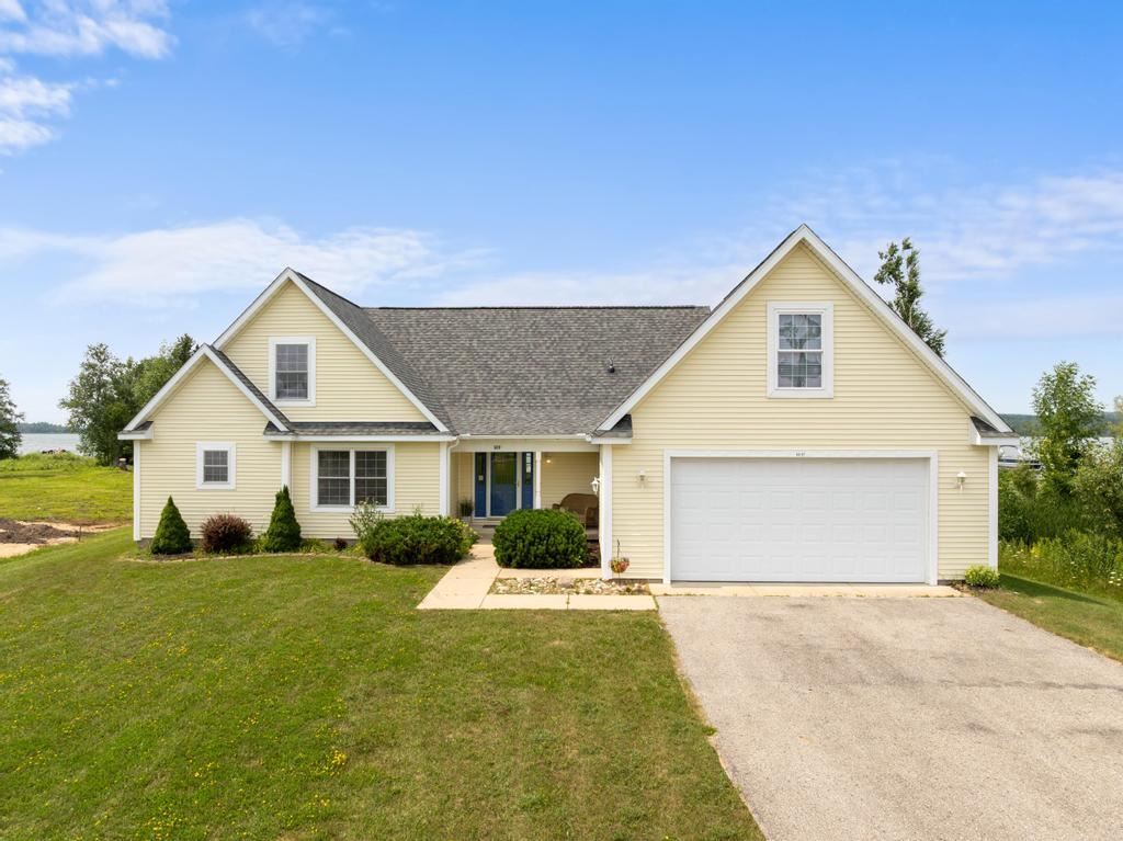 6097 Summerside Drive Alanson MI 49706
